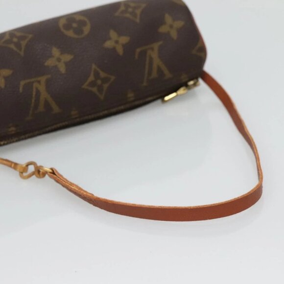 LOUIS VUITTON Monogram Papillon Pouch LV Auth BA3067 - Picture 8 of 16